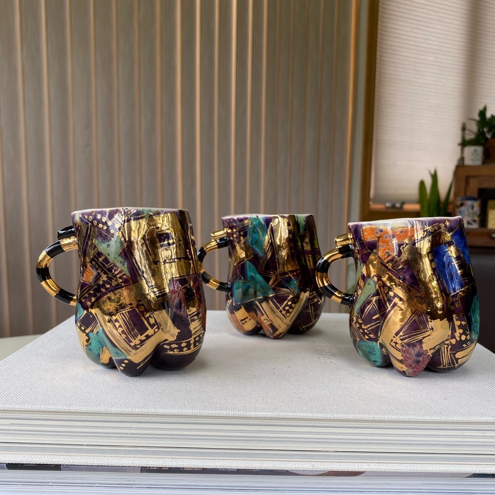 Randy Au signed dated pepper tea cups